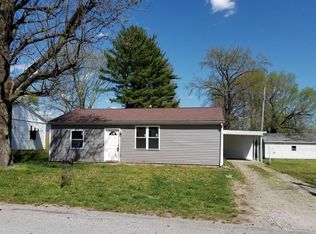 304 Cedar Dr, Mount Vernon, IL 62864