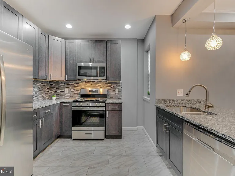 222 N Collington Ave — Photo 20