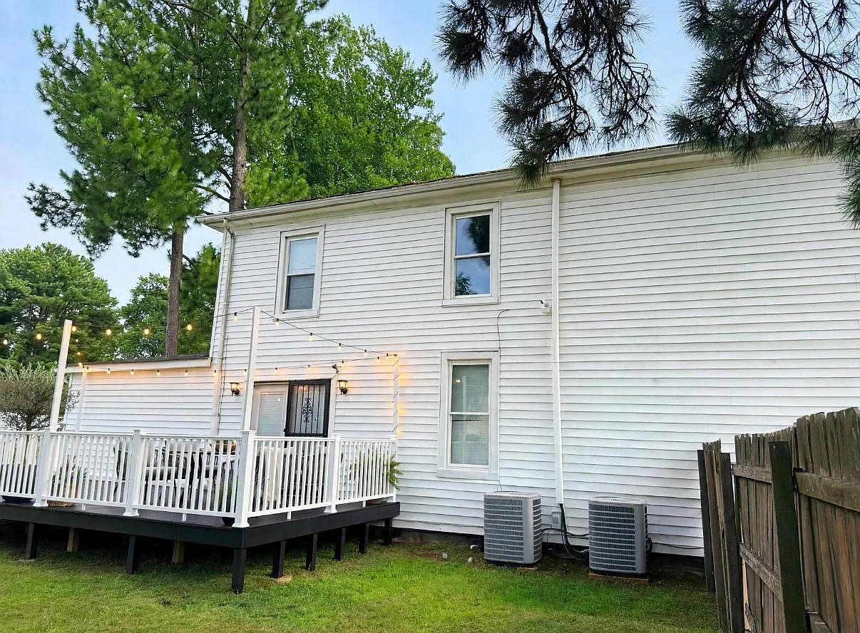 4 bed, 1860 sqft, $2,350 — Photo 3