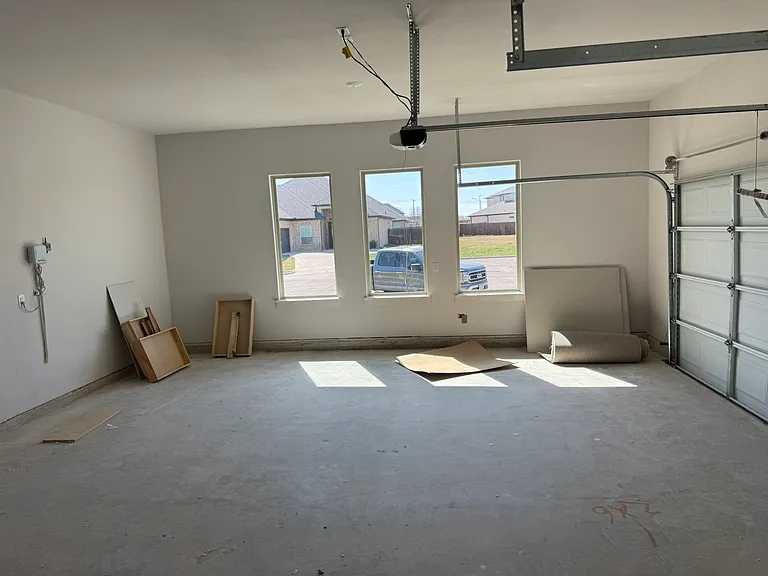 1832 Noble Ct — Photo 13
