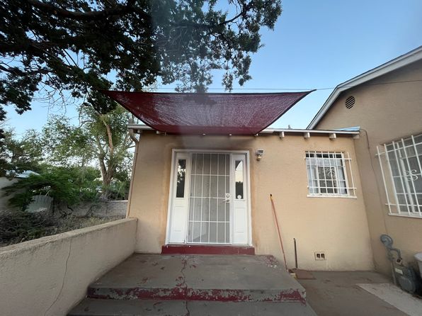 424 Hermosa Dr SE #2