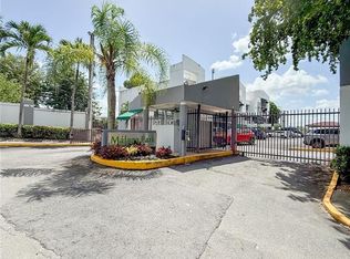 9VG8 F Avenida #8, Guaynabo, PR 00971