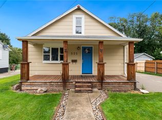 525 12th St, West Des Moines, IA 50265