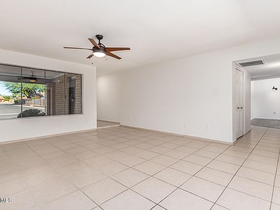 5th image of 215 E HELENA Drive