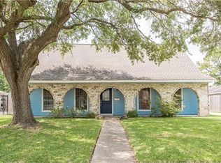 10115 Sageroyal Ln, Houston, TX 77089