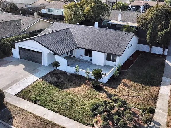 1302 Turquoise Dr, Corona, CA 92882