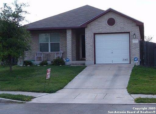 2nd image of 8527 Shaenfield Pl