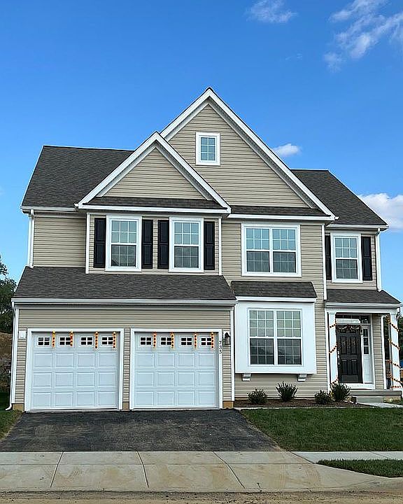 1st image of 735 Houston St Lot 190