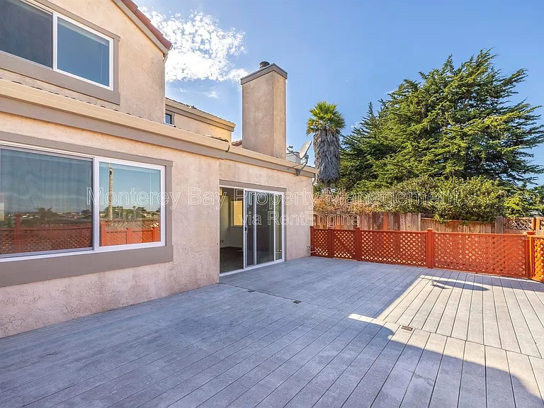 143 Seal Ct — Photo 34