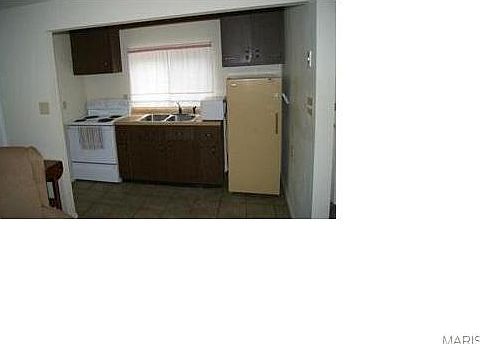3rd image of 6239 Bluebird Dr