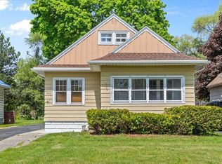 343 Bennington Dr, Rochester, NY 14616