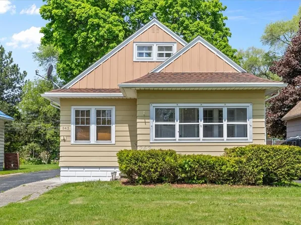343 Bennington Dr, Rochester, NY 14616