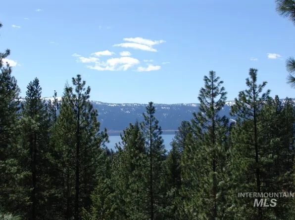 44 Hansen Pl, Cascade, ID 83611