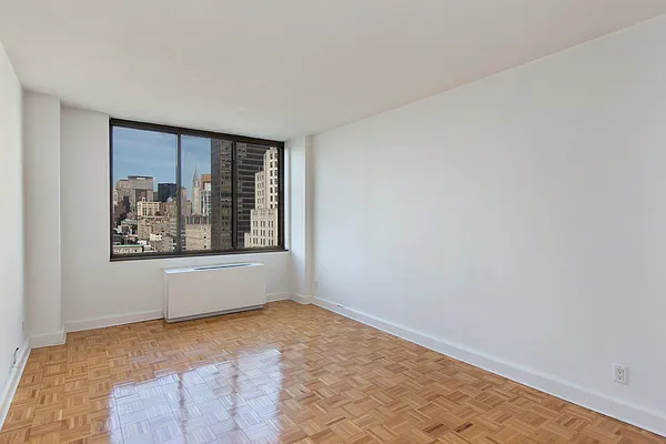 Rented by Renetta Real Estate | media 65