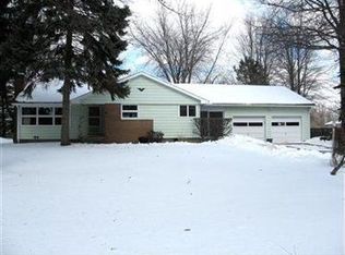 3187 Sandy Lake Rd, Ravenna, OH 44266
