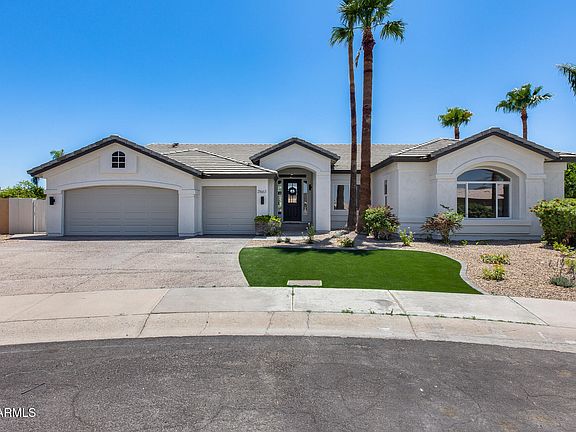 3rd image of 21663 N 57TH Avenue
