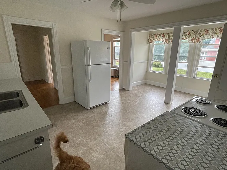 203 Marriner St #2 — Photo 9