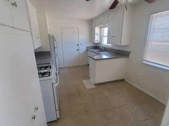3rd image of 24603 Richman Dr #24599