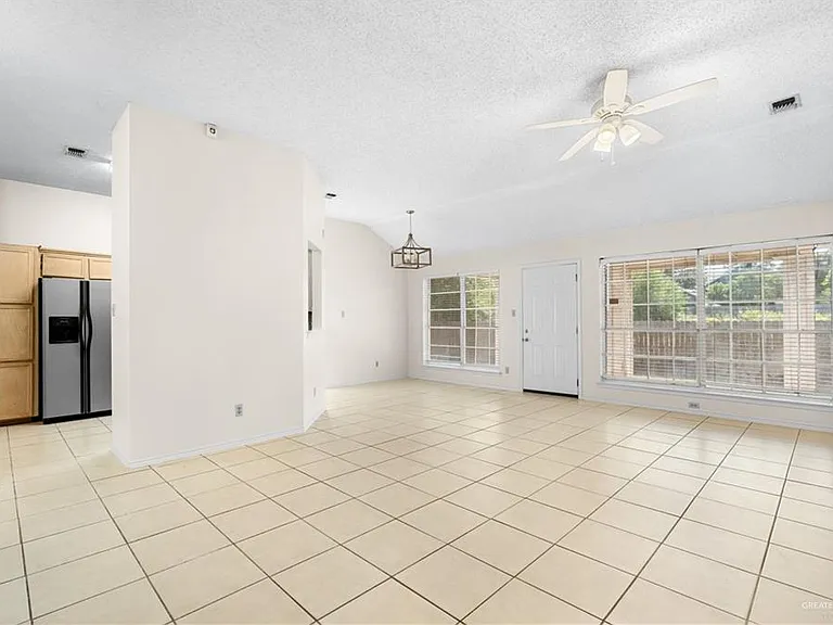 1709 Jonquil Ave — Photo 4