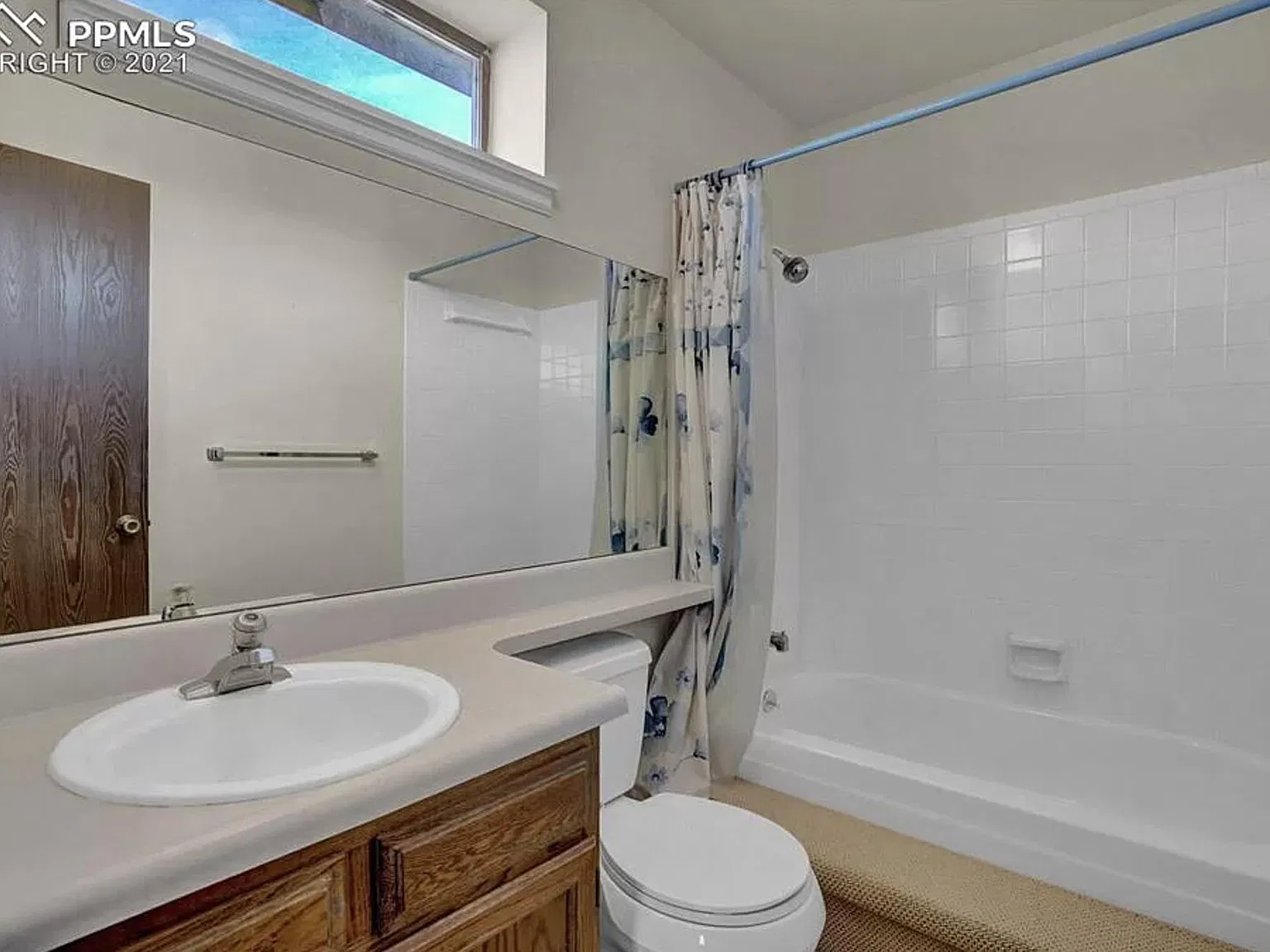 3 bed, 1643 sqft, $1,950 — Photo 3
