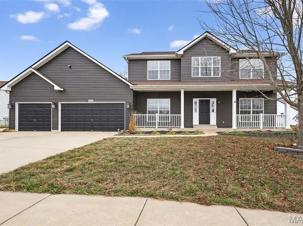 1933 Providence Estate Dr, Wentzville, MO 63385