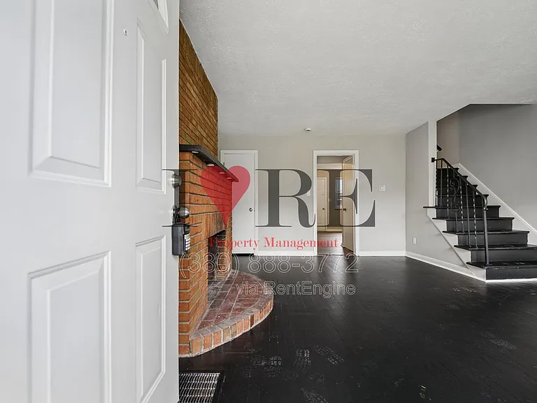 338C South Blvd — Photo 6