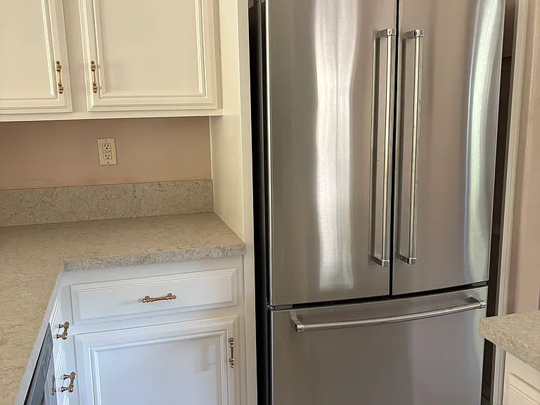 524 Golden West Dr — Photo 9