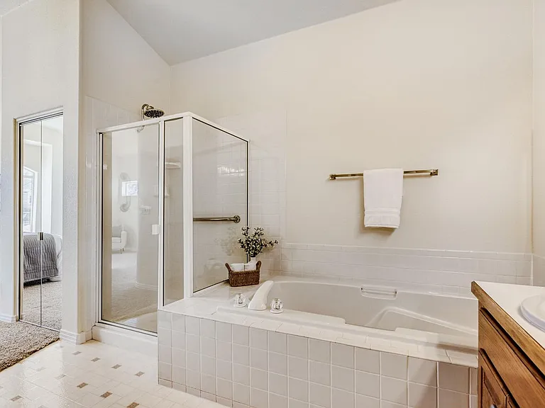 736 Club Cir — Photo 21
