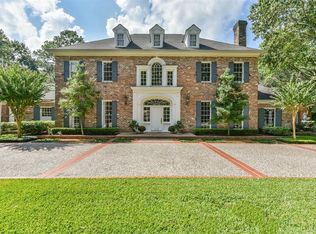 219 Heritage Oaks Ln, Piney Point Village, TX 77024