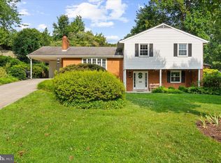 6702 Deland Ct, Springfield, VA 22152