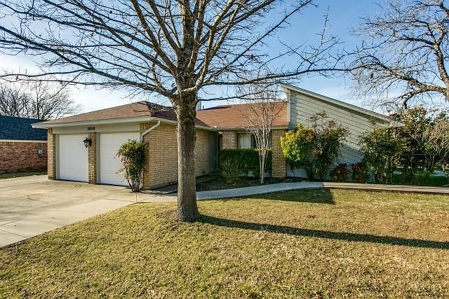 1st image of 10249 Lone Pine Ln