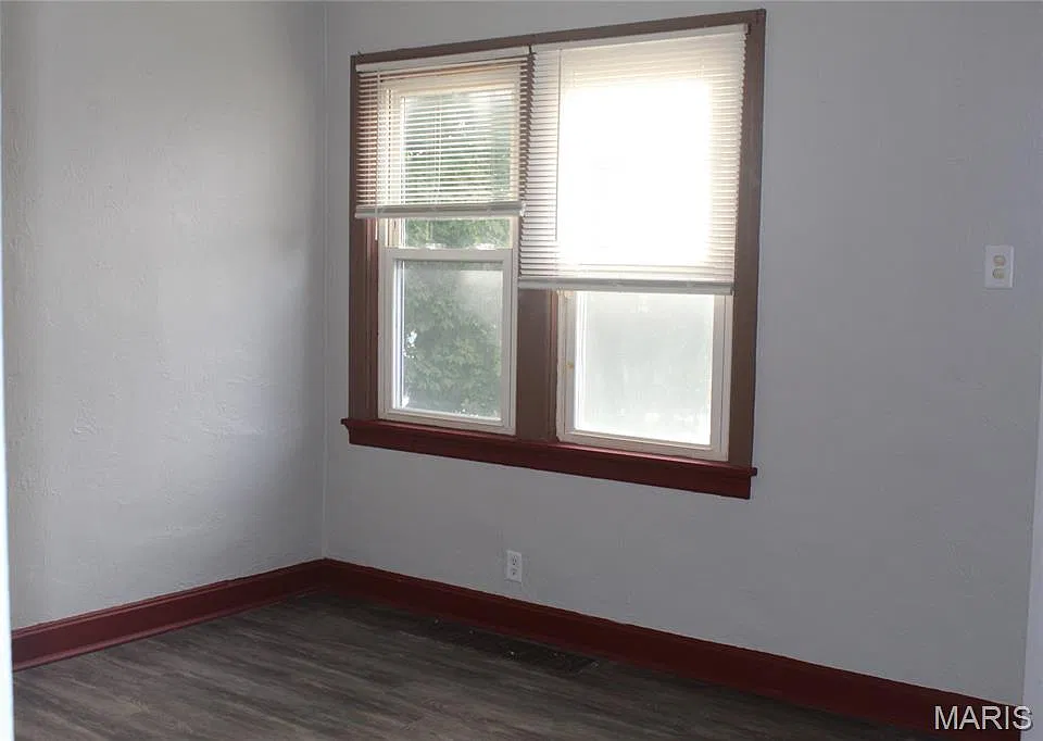 2 bed, 1.0 bath, 1051 sqft, $1,500 — Photo 3