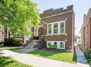 2227 Scoville Ave, Berwyn, IL 60402