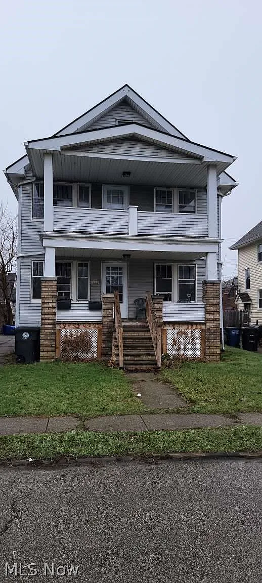 1222 E 172nd St photo 1