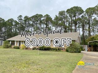 8624 Laredo St, Navarre, FL 32566