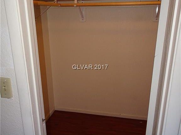5th image of 5000 Stanley Ave #5
