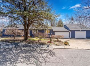 8 Frederick Ave, Lake Grove, NY 11755