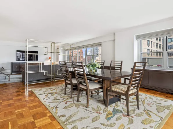 301 East 75th Street image 10 of 30