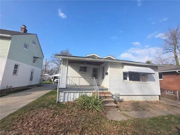 20632 Woodstock Ave, Fairview Park, OH 44126