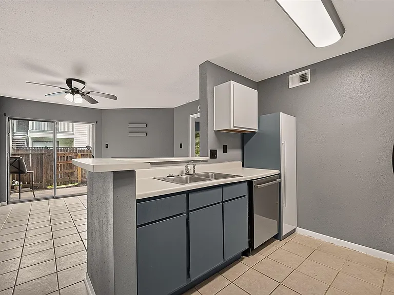 18800 Egret Bay Blvd #503 — Photo 13