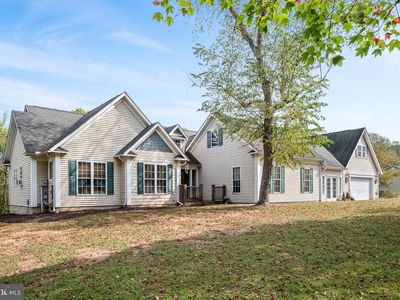 97 Elnina Dr, Hedgesville, WV 25427