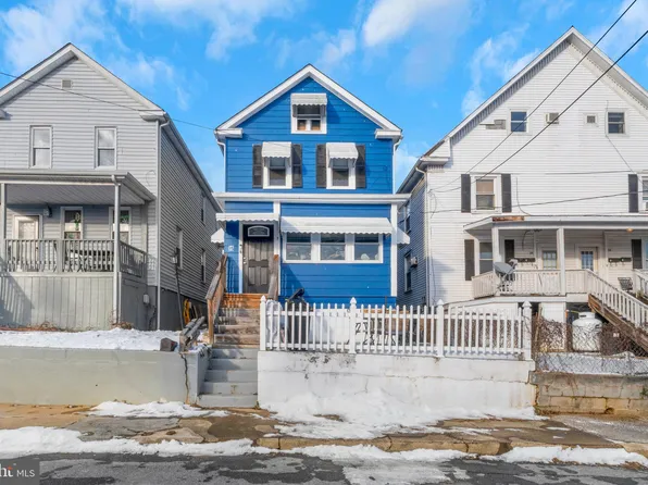 15 E C St, Brunswick, MD 21716