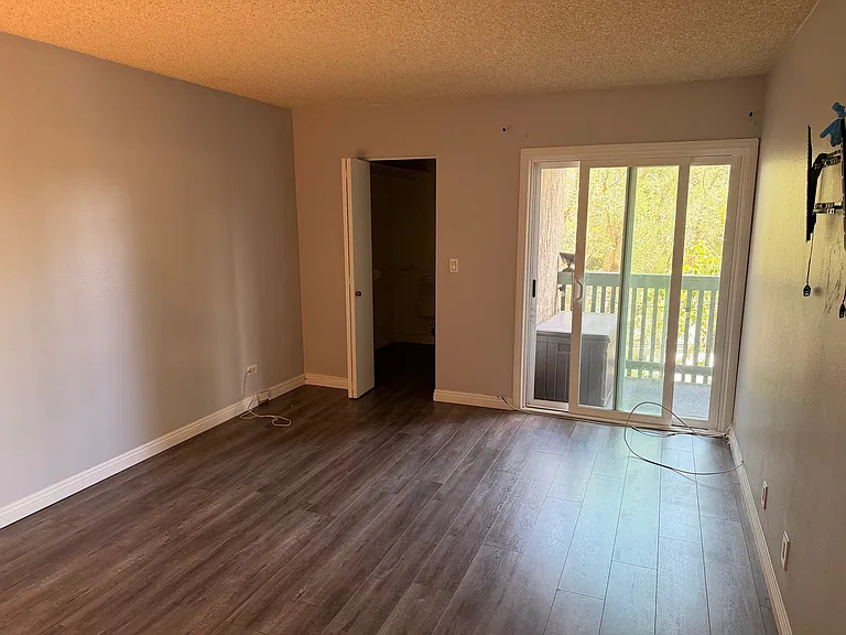 576 N Bellflower Blvd #235 — Photo 9