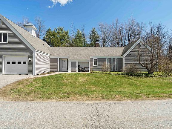 2nd image of 54 Hilltop Place #54
