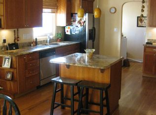 1001 Dartmouth Dr NE, Albuquerque, NM 87106