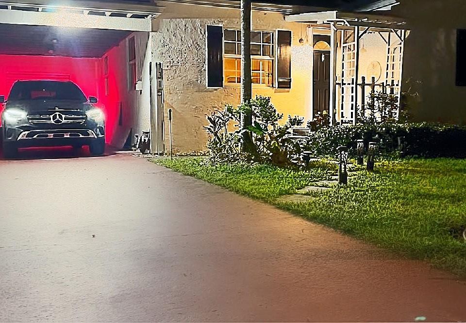 1st image of 1315 SW 30th Street