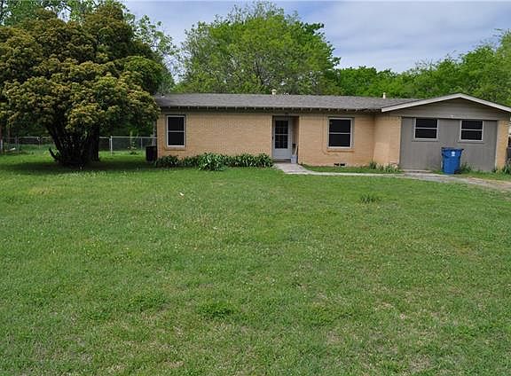 2nd image of 303 Cubley Dr