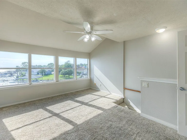 445 Carolcrest Ln #422 — Photo 10
