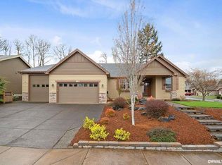 665 NW Hillcrest Dr, Dallas, OR 97338