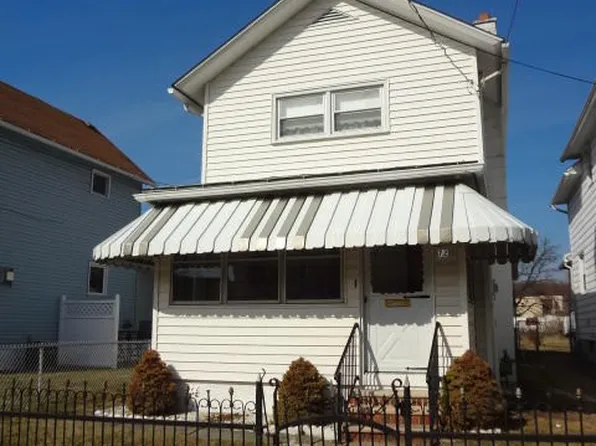 72 E Thomas St, Wilkes Barre, PA 18705